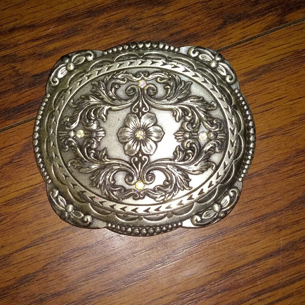 Belt buckle